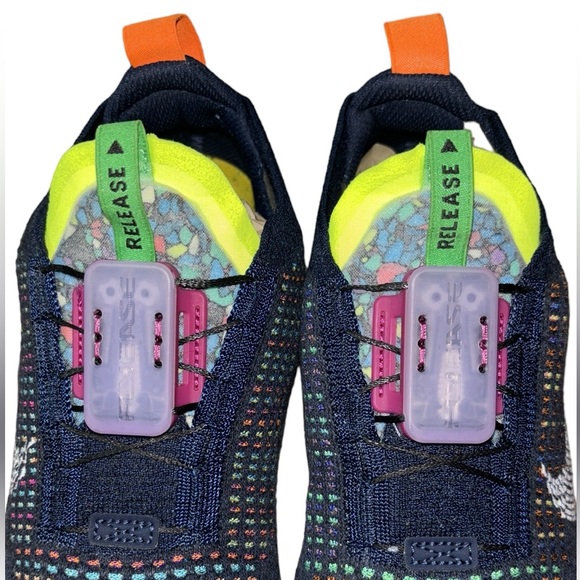 NIKE VaporMax Mid-Top Women’s Running Shoe, Size 8 - Picture 6 of 15